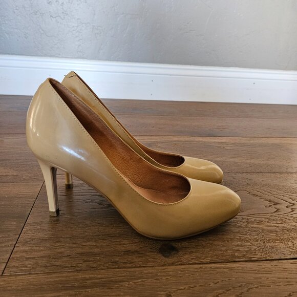 Corso Como Tan Patent Leather Heels Coffee Latte Pumps Size 9 - Picture 10 of 10